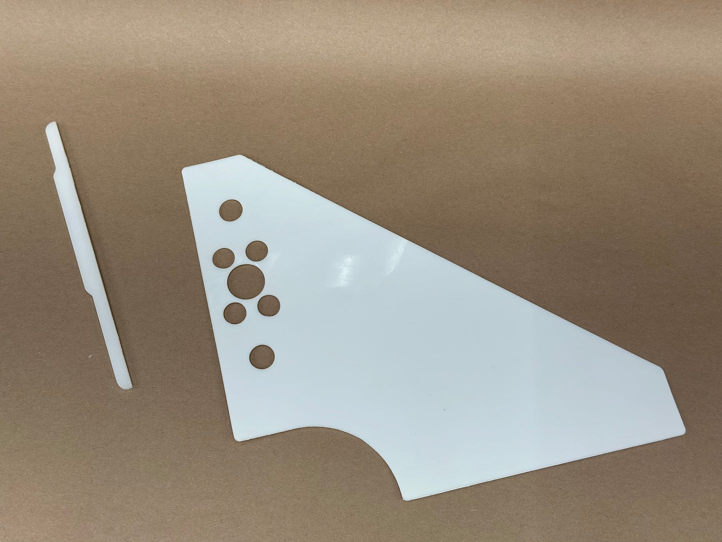 HINGE BRACKET WEAR SHEET & BUMPER