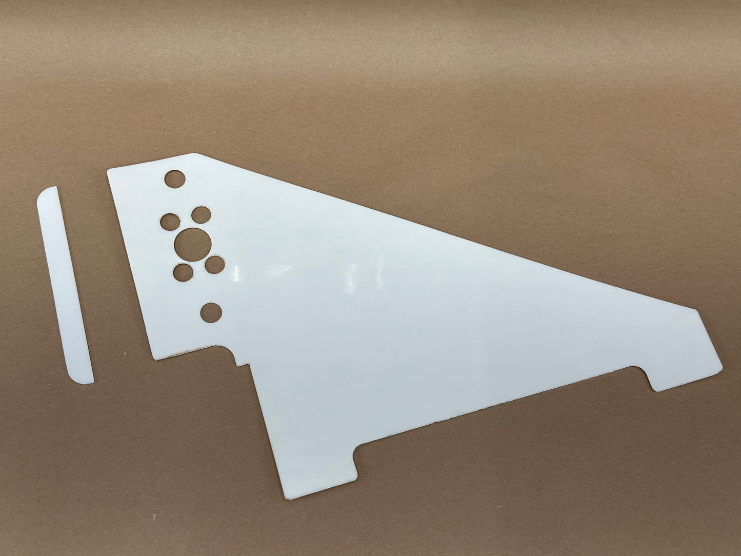 HINGE BRACKET WEAR SHEET & BUMPER